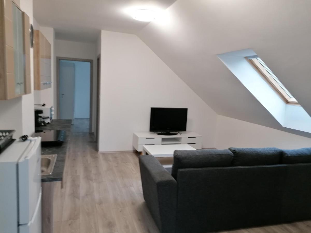 Mohacs Apartman Exterior foto